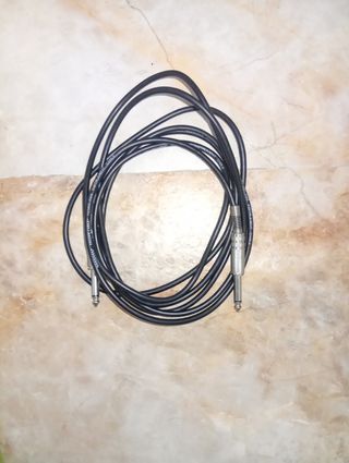 Guitarra eléctrica blanca
