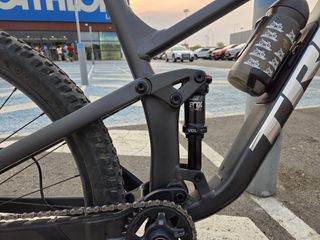 Trek Fuel XT 2024 - Bicicleta trail L