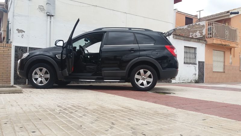 Chevrolet Captiva 2009 - foto 1