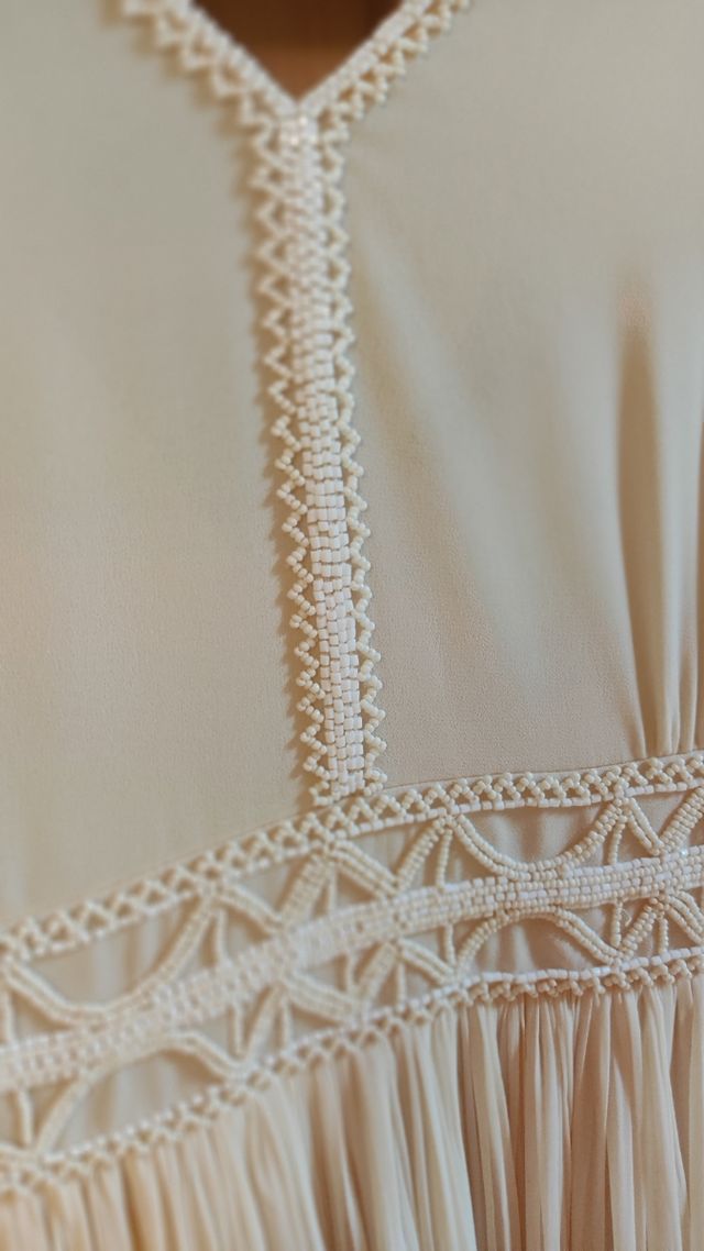 Vestido Massimo Dutti beige