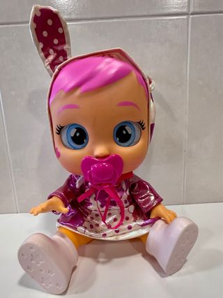 Muñeca Bebé Llorón grande- Conejita. IMC Toys.