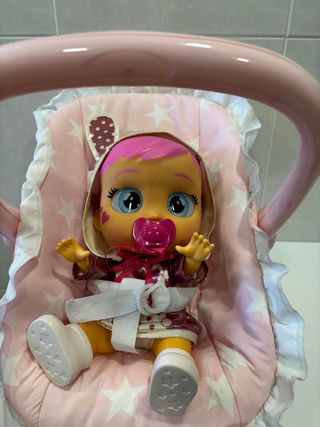 Muñeca Bebé Llorón grande- Conejita. IMC Toys.