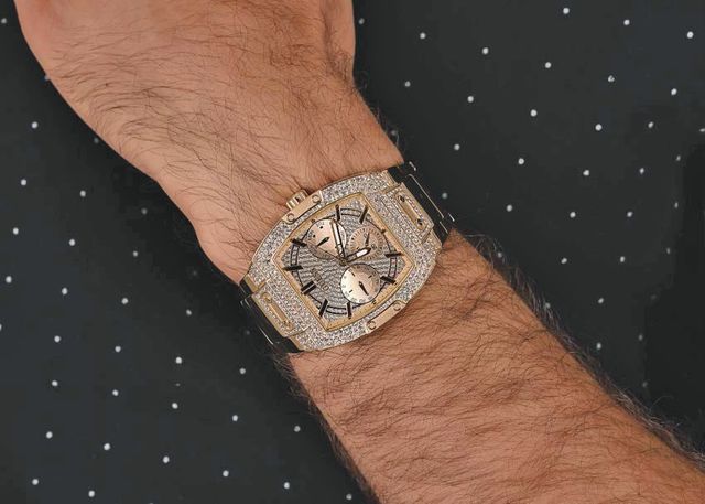 Reloj Guess Phoenix nuevo dorado