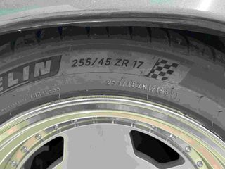 Neumáticos Michelin PS4 255/45ZR17