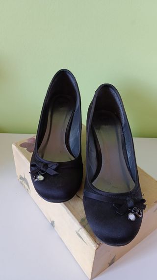 Zapatos negros mujer tacón bajo