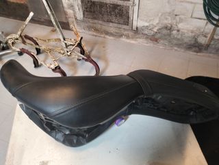 Asiento moto cuero negro Kawasaki 900 classic