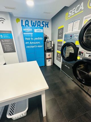 Lavandería autoservicio LA WASH