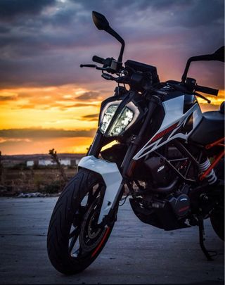 KTM Duke 125 (2020) Impecable