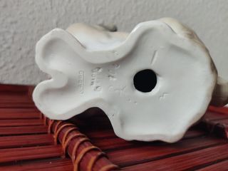 FIGURA LLADRÓ - PERRO PEQUINÉS