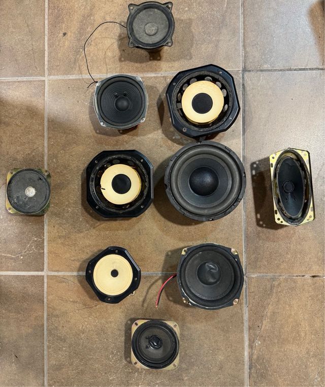 Altavoces sueltos - varios tamaños