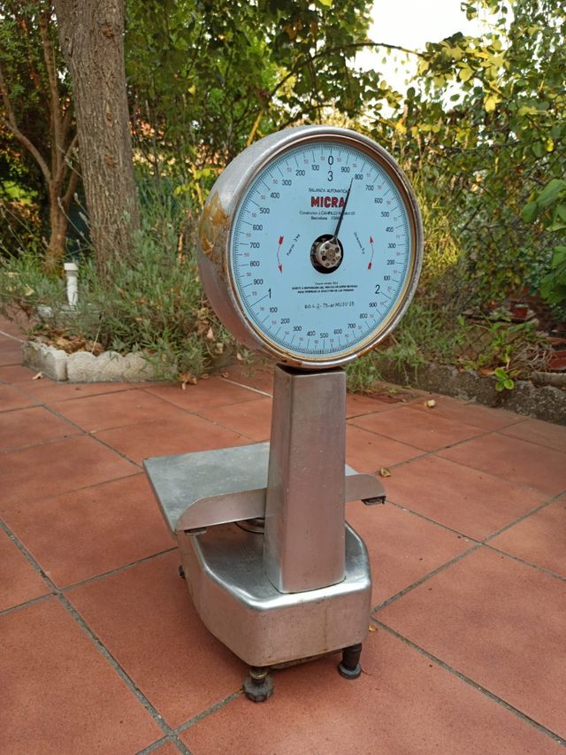 Balanza antigua MICRA - 3000g. Decoración Vintage