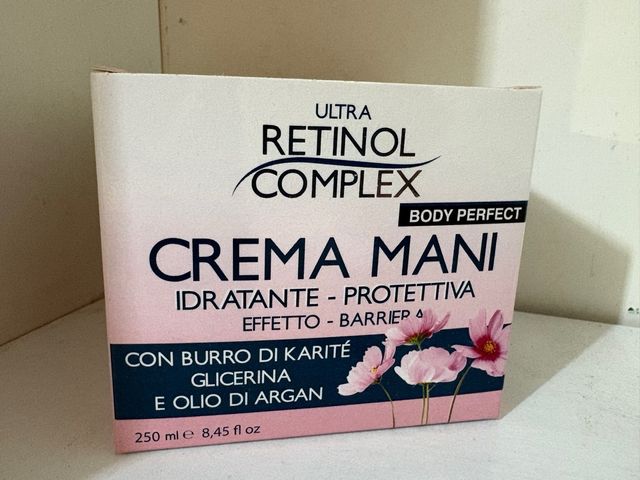 Crema hidratante de manos Retinol Complex