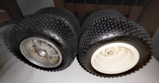 4 Ruedas Monster Truck 1/10