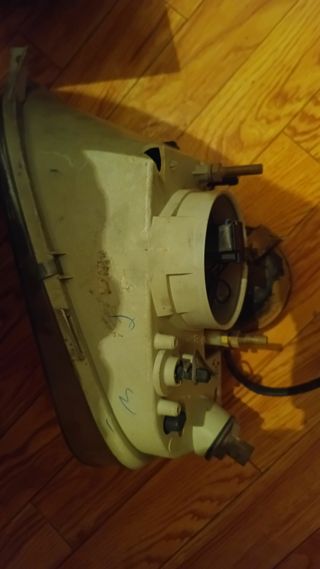 Faro Ligier Nova izquierdo (lado conductor)