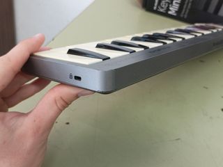 TECLADO M-AUDIO KEYSTONE MINI 32