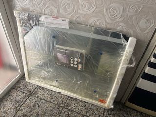 Espejo baño LED Esquina superior derecha rota