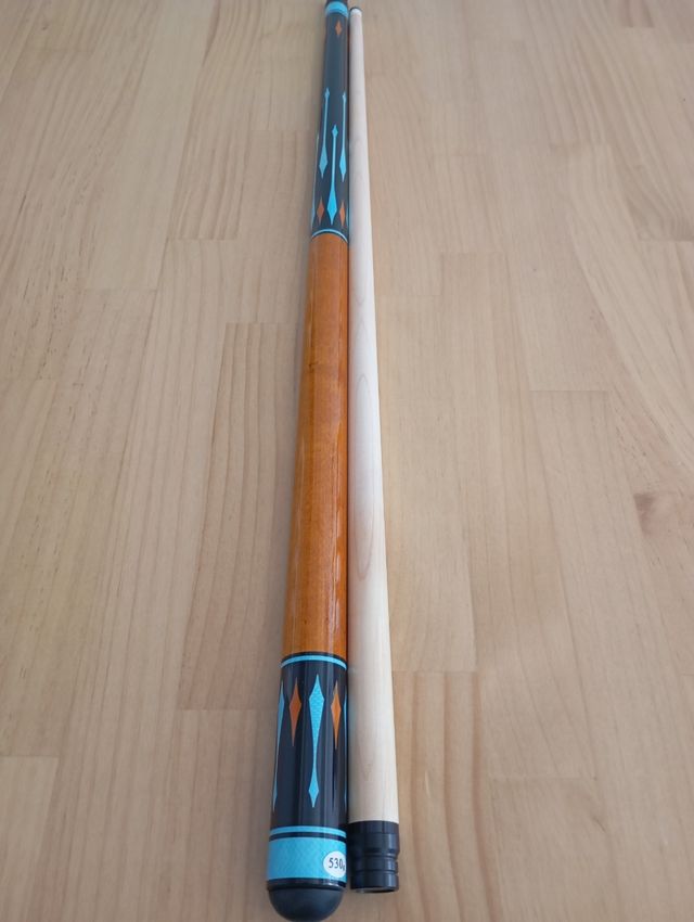 Taco  de billar tres bandas