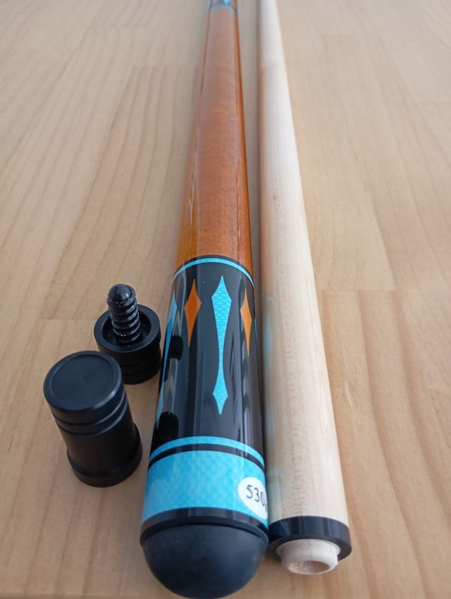 Taco  de billar tres bandas