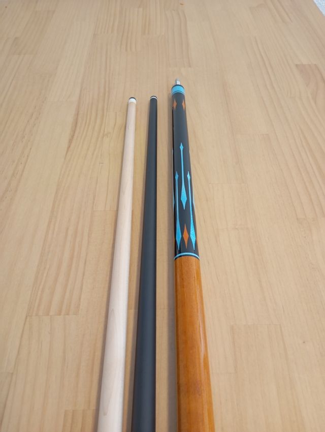 Taco  de billar tres bandas