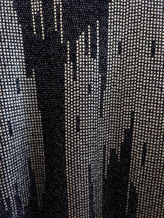 Camiseta Zara negra con pedrería