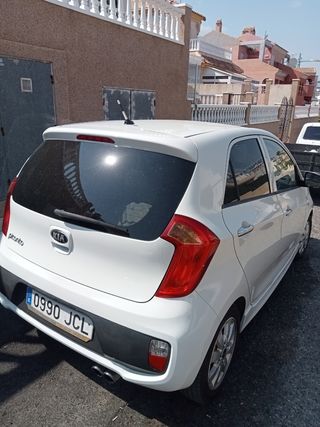 KIA Picanto 2015