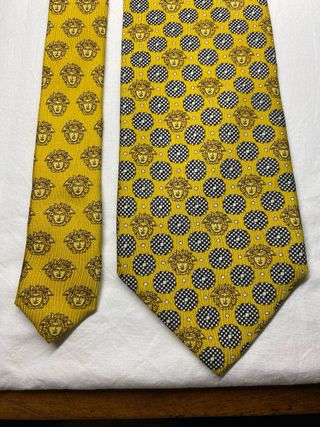 Corbata emblema seda vintage Gianni Versace 