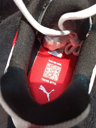 Puma Morphic rojas y blancas
