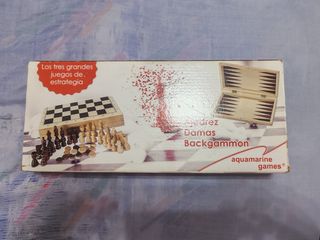 Juegos de mesa: Ajedrez, Damas, Backgammon