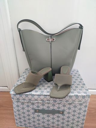 Bolso y sandalias verde oliva