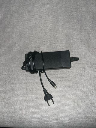 Cargador Xiaomi Patinete Eléctrico