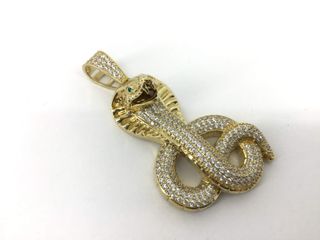 colgante oro 18k con piedra con cuarzo