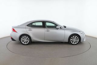Lexus IS 2.5 300h ECO