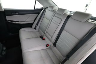 Lexus IS 2.5 300h ECO