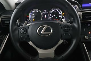 Lexus IS 2.5 300h ECO