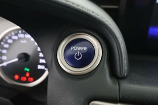 Lexus IS 2.5 300h ECO
