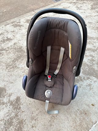 Maxi-Cosi portabebés con soporte para vehículo