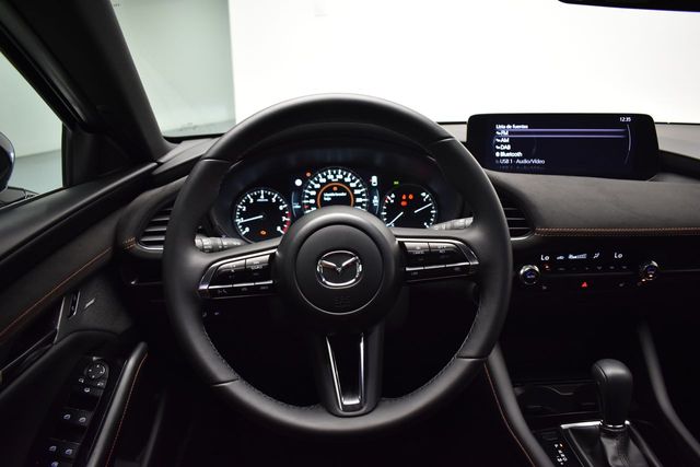 Mazda 3 NAGISA 2.5 E-SKYACTIV-G 140 CV AUTO 5P