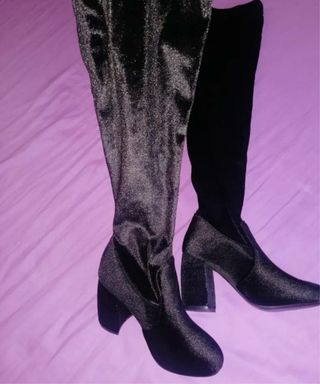 Botas altas terciopelo negras