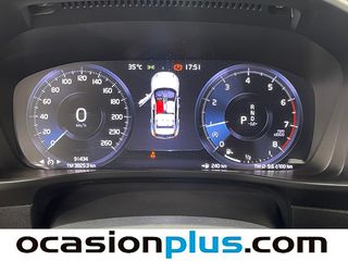 Volvo XC40 T3 Momentum Pro Auto 120 kW (163 CV)