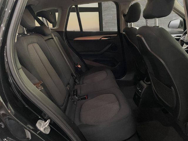 BMW X1 X1 sDrive18d Corporate (F48)