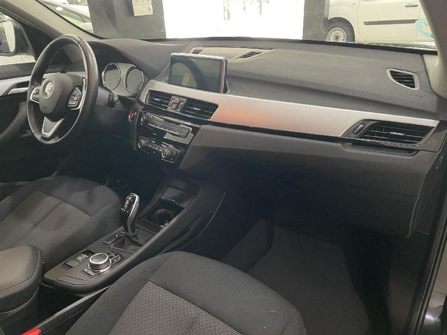 BMW X1 X1 sDrive18d Corporate (F48)