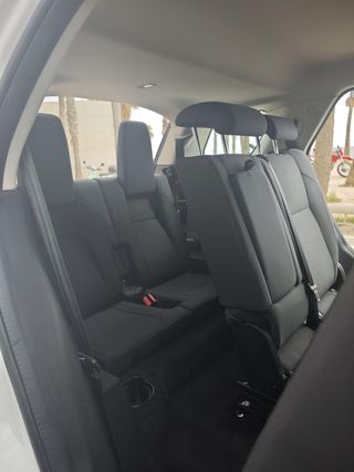 LAND_ROVER Discovery Sport 2.0D I4- 150 PS AWD MHEV AT Standard