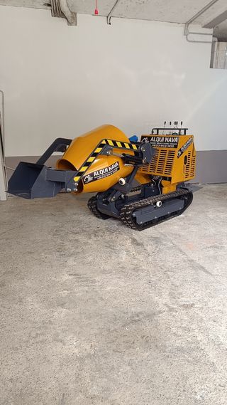Moto hormigonera de orugas 