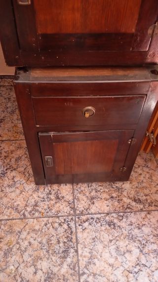 Comodini antichi - Legno