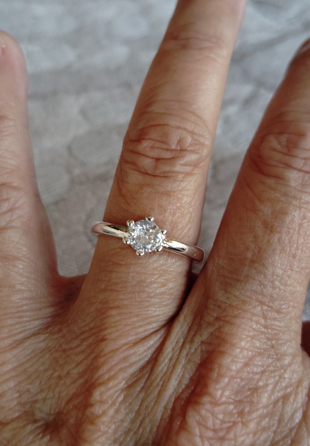 Anillo plata circonita - Joya elegante