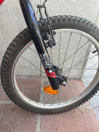 Bicicleta niño B'Twin 20" roja