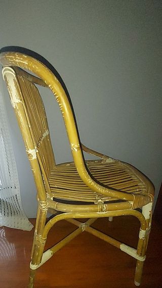 Silla mimbre beige vintage