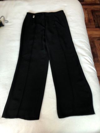 Pantalón negro vestir vaporoso￼