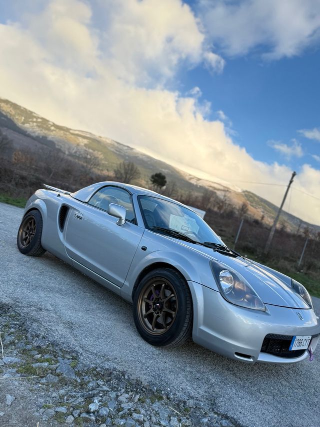 Toyota MR2