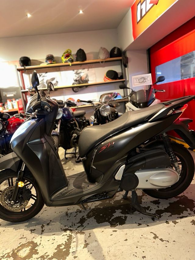 HONDA SH 300 2017 ABS